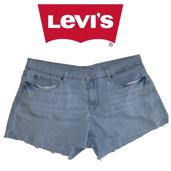 Levi's Pants - Levis Cut Off Fringe Shorts Lightwash Blue Size 14